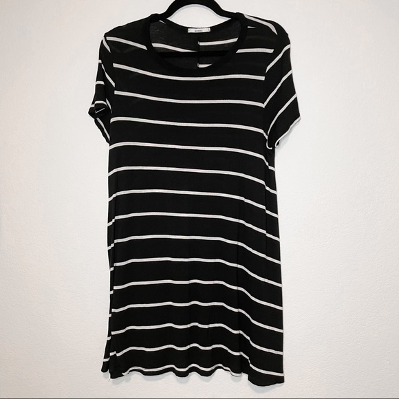 Black & White Striped Short Sleeve T-shirt Dress - Picture 5 of 10